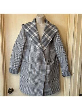Splendid Reversible Gray and White Plaid Pea Coat size S